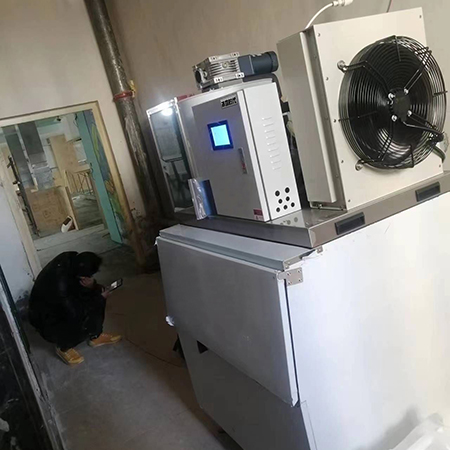 500公斤片冰机交付河南信阳某超市